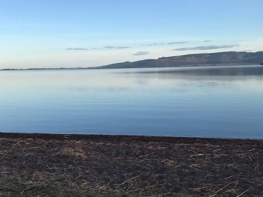Apartamento Loch Leven Getaway - 2 Bed House Kinross Exterior foto