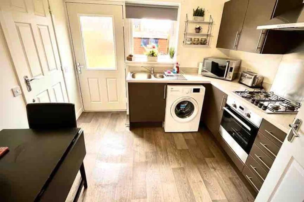 Apartamento Loch Leven Getaway - 2 Bed House Kinross Exterior foto