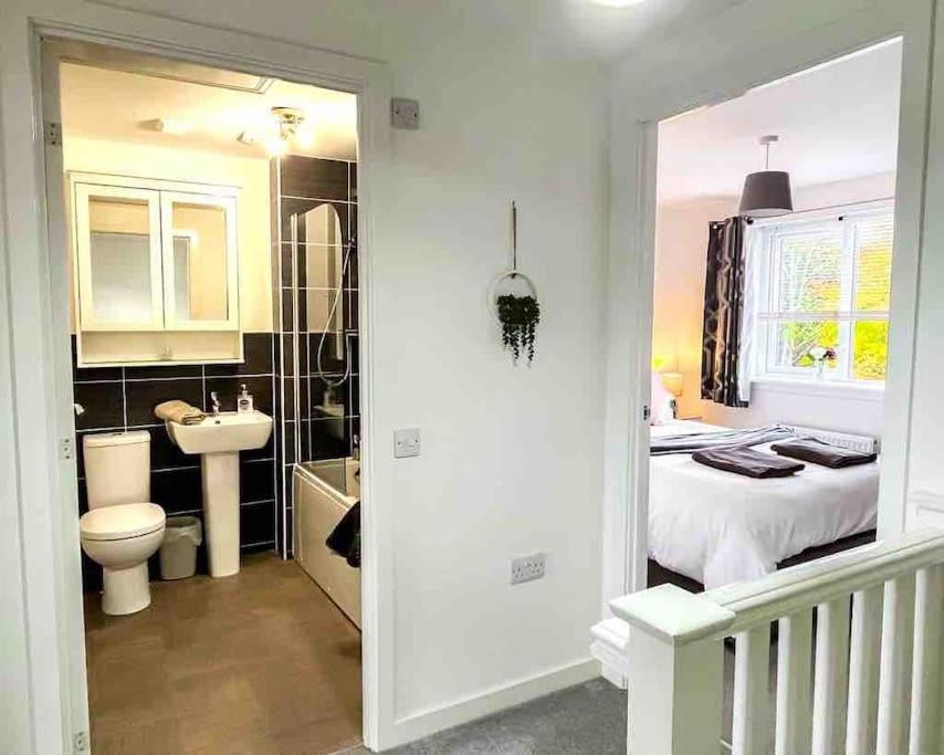 Apartamento Loch Leven Getaway - 2 Bed House Kinross Exterior foto